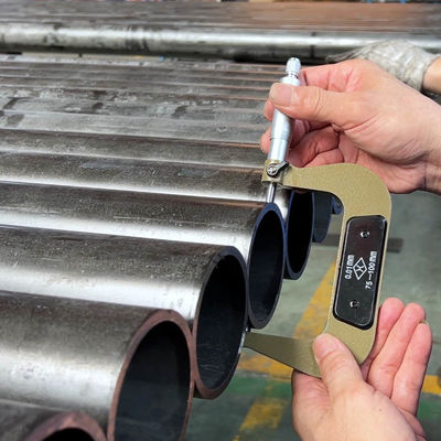 Tipo 4130 Tubo de aço de liga cromólica de alta resistência para perfuração de petróleo e tubos de vara de perfuração com construção sem costura